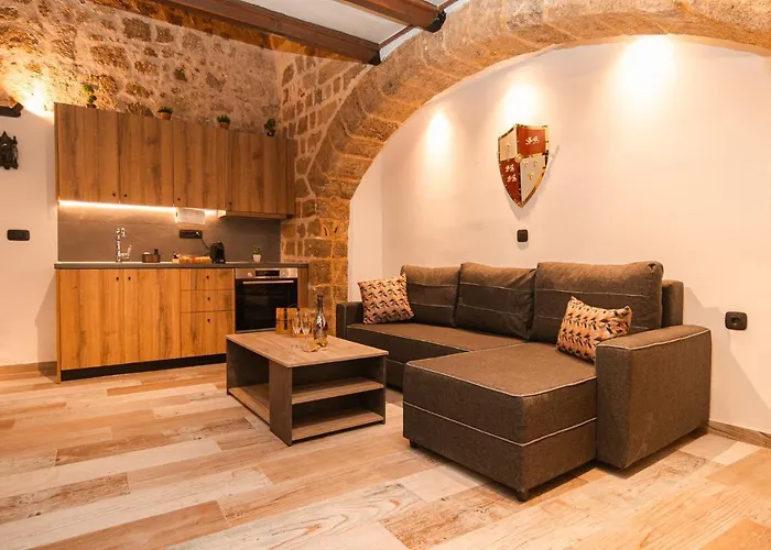 Inverno Medieval Apartment