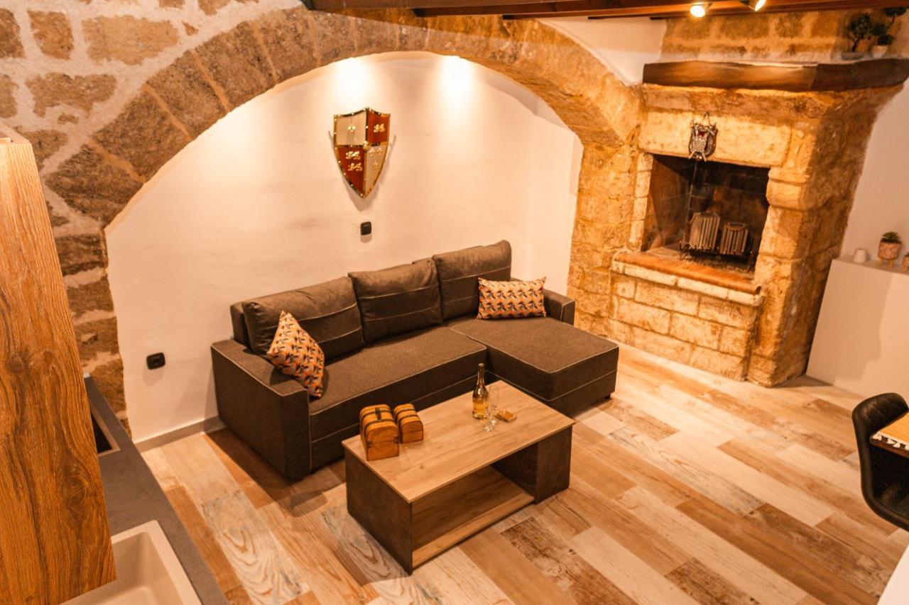 Inverno Medieval Rhodes City
