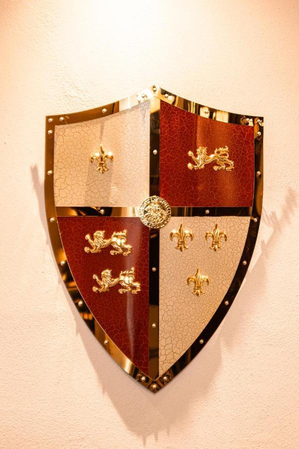 Inverno Medieval Apartment