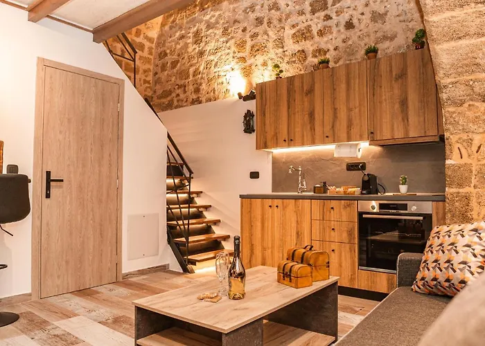Inverno Medieval Apartment